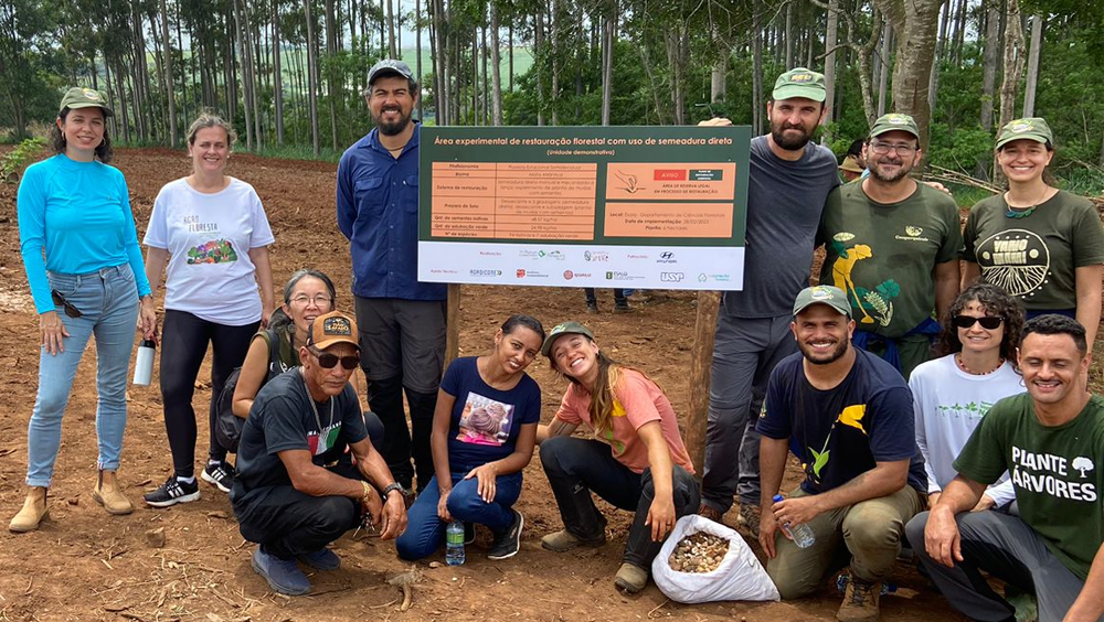 Dia de campo de restauração ecológica na Esalq é destaque na TV Globo